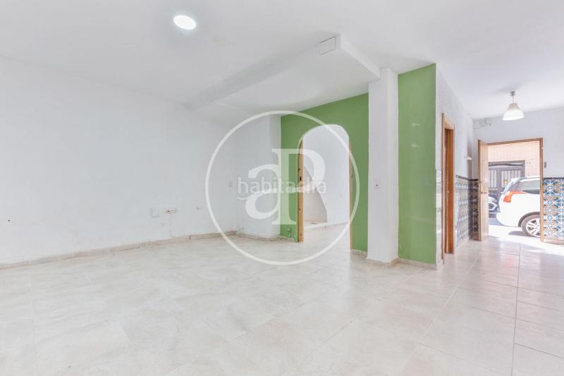 Foto a6428919-2691-4cda-9352-9bdc8d5e9c47. Casa pareada casa en venta en Poble Nou Torrent