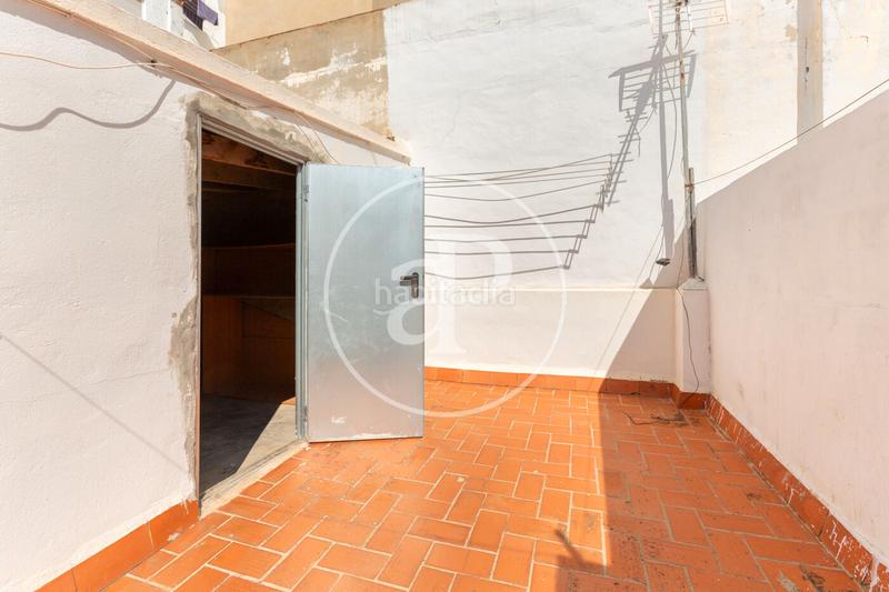 Foto ed6ed5b1-2912-4466-bb37-2a1d33b608e8. Casa pareada casa en venta en Poble Nou Torrent