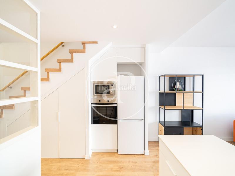 Foto 6bae5d9e-39cc-424a-bb6c-69f62eb13b89. Ático  dúplex en venta en hospitalet de llobregat en Hospitalet de Llobregat (L´)