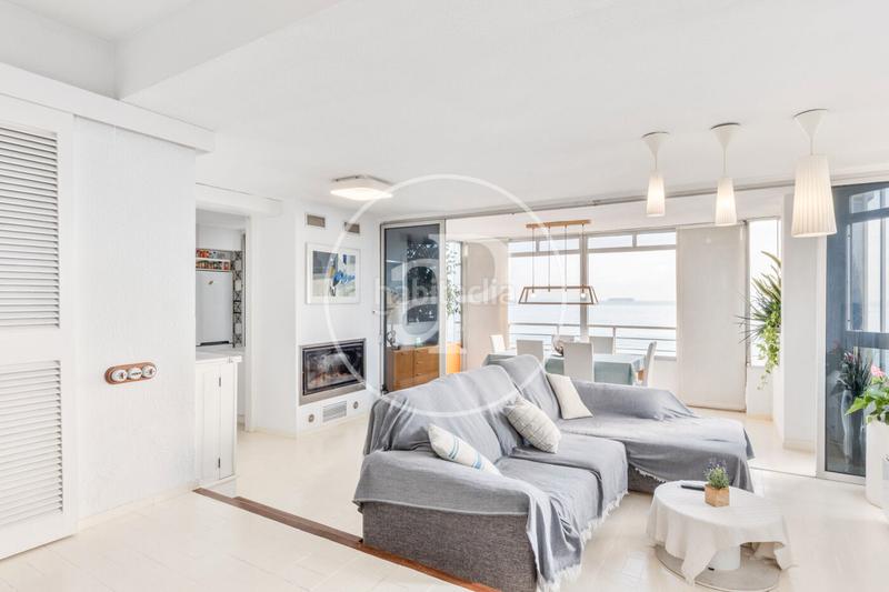 Foto 01c87d94-5d41-4f68-a42a-7688e32c8336. Rent penthouse with heating parking pool in El Saler Valencia