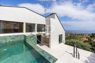 Haus  Carrer tudu00f3. Casa en venta en alella