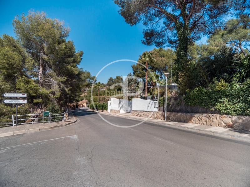 Foto f5e7a345-190c-4303-b1da-96f2277da80c. Pis amb calefacció aparcament a El Bosque Chiva