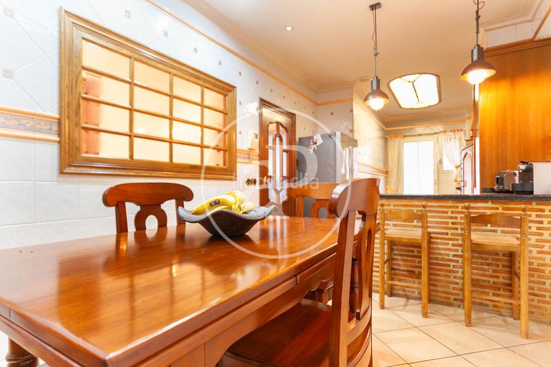 Foto d253bfde-c035-47bb-9480-ede0fb93a930. Casa pareada casa en venta en benifaio en Benifaió