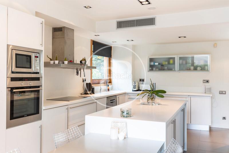 Foto 9c68e9da-c368-437e-9c30-4af6e5457441. Maison avec chauffage parking piscine dans Golf-Can Trabal Sant Cugat del Vallès