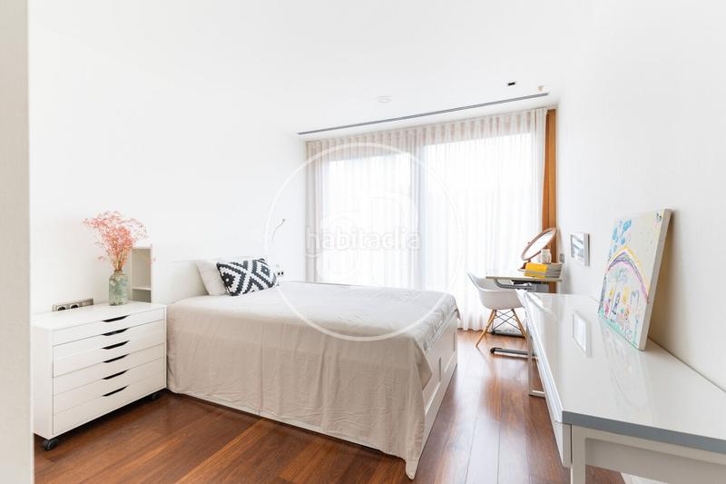 Foto b873558b-c983-4b8f-af48-ee9caff96ceb. Maison avec chauffage parking piscine dans Golf-Can Trabal Sant Cugat del Vallès