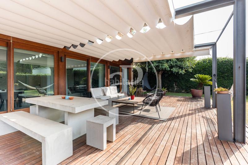 Foto ba727fef-a4af-4d77-820f-f626b70fa497. Maison avec chauffage parking piscine dans Golf-Can Trabal Sant Cugat del Vallès