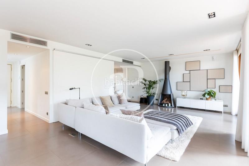 Foto cb32c3a2-ea74-46f8-97f7-12831854937b. Maison avec chauffage parking piscine dans Golf-Can Trabal Sant Cugat del Vallès