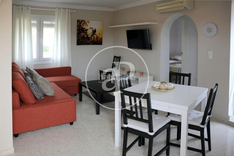 Foto 74a1d7fc-427a-4251-83ea-1a771da50212. Location appartement avec chauffage parking piscine dans Oliva