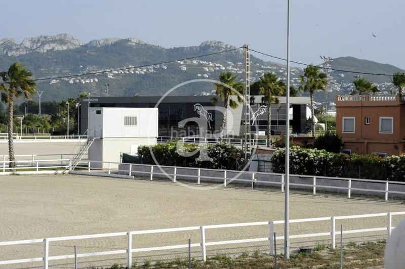 Foto 2a57c2a2-0701-457d-be18-918a0cf179f4. Rent flat with heating parking pool in Oliva nova Oliva