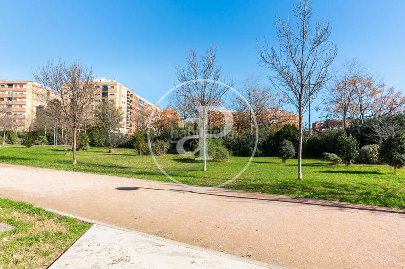 Foto b66b0731-a4bb-4a3d-96ee-7e060593618d. Rent flat with heating in Malilla Valencia