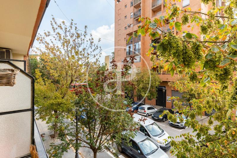 Foto e08ec207-aef1-4a37-a959-a87c2dfb7bc9. Rent flat with heating in Malilla Valencia