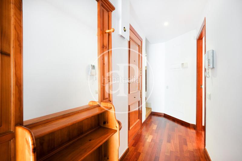 Foto 9b4cd65e-5b19-4e12-a10b-c5fdf19f9eaa. Rent duplex with heating parking pool in Centre - Estació Sant Cugat del Vallès