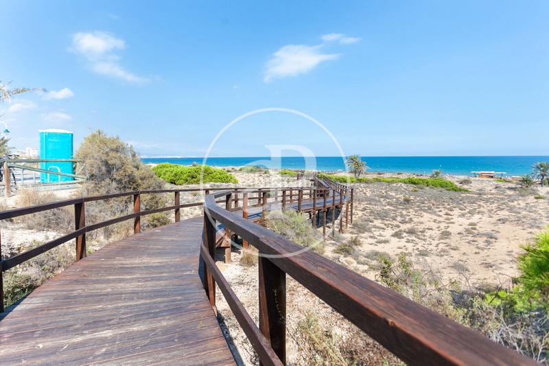 Foto 1353c90a-276f-4b86-b614-700baa111e94. Flat with heating parking pool in Los Arenales del Sol Elche / Elx