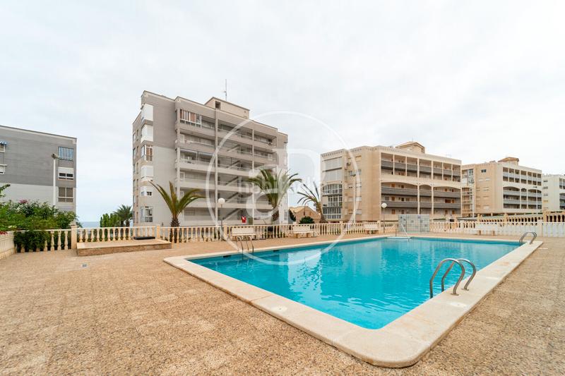 Foto a02745f4-1f9a-47ee-ba39-f6319bfad735. Flat with heating parking pool in Los Arenales del Sol Elche / Elx