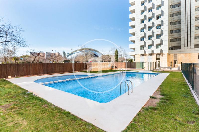 Foto 32397b6f-8f6b-463f-9ed8-aaabf6189d3e. Miete etagenwohnung mit heizung pool in Penya-Roja - Avda. Francia Valencia