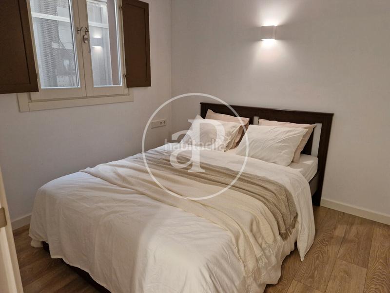 Foto 52aa632b-c282-4941-9600-fff377bf43b0. Appartement 100m<sup>2</sup> dans carrer dels escudellers 16 dans Gòtic Barcelona