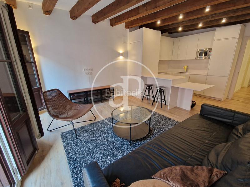 Foto 5f34af0e-c588-44d8-9efe-989312c5b7dd. Appartement 100m<sup>2</sup> dans carrer dels escudellers 16 dans Gòtic Barcelona