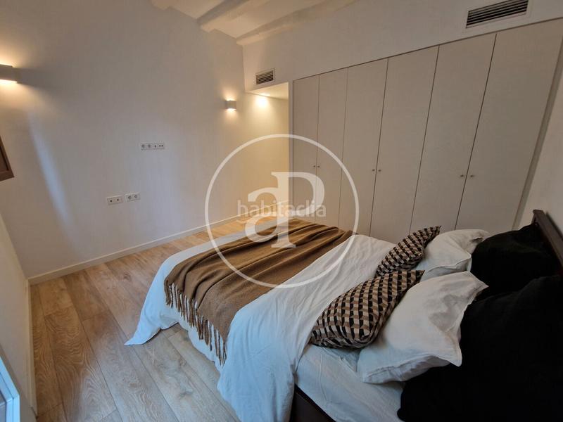 Foto dc631a6c-49cd-4caa-8a34-f1cb848ff71c. Appartement 100m<sup>2</sup> dans carrer dels escudellers 16 dans Gòtic Barcelona