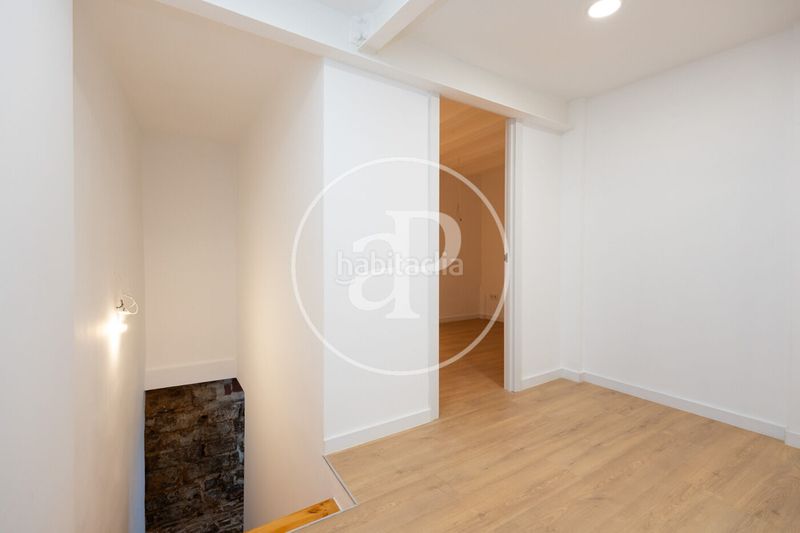 Foto 16cc78ab-75f3-44ec-902c-684b6c028f7e. Pis amb calefacció a Gòtic Barcelona