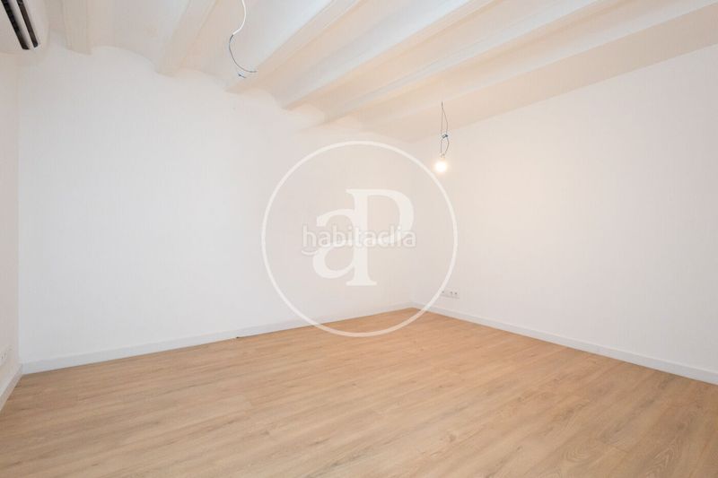 Foto 5062db6f-a454-4bea-8ab2-89b824ed26fb. Pis amb calefacció a Gòtic Barcelona