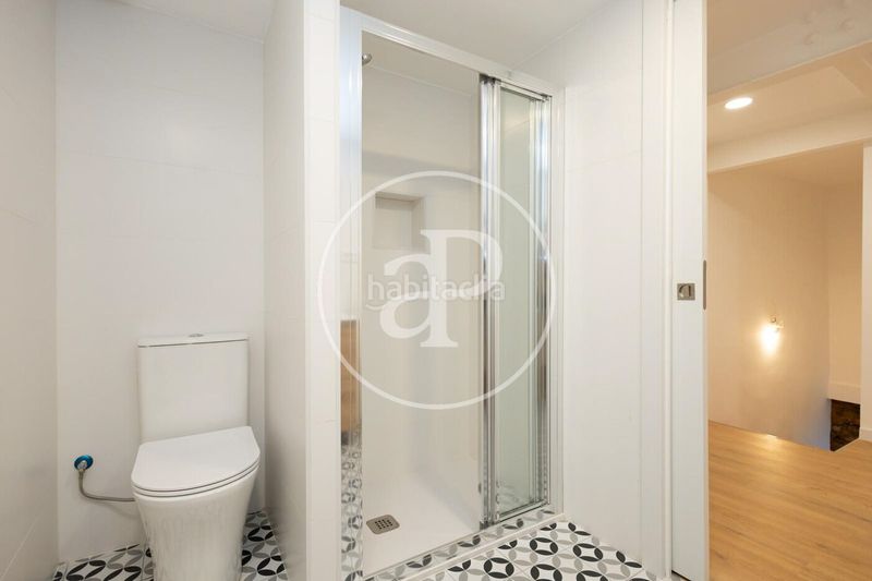 Foto b616fac1-6e43-4a15-8bf9-5877fe08829e. Pis amb calefacció a Gòtic Barcelona