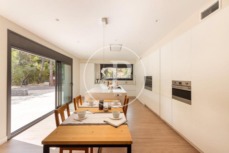 Foto 2a40d01d-c4fa-4959-96a2-4ae35bcfacfd. Maison dans camí can garra 2 dans Tiana