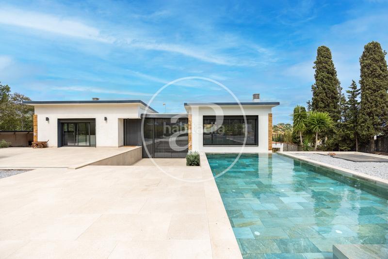 Foto 326098aa-5b24-44f1-a645-f108986f267c. Maison dans camí can garra 2 dans Tiana