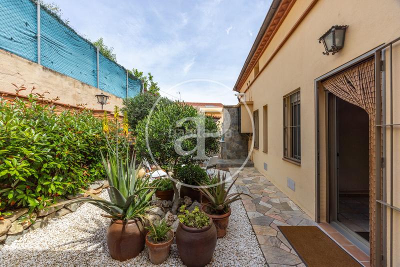 Foto 28bc2c00-92e9-41fd-8527-2e3e93e81481. Haus mit heizung parking pool in Teià