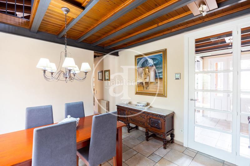 Foto 3663ec61-ca25-4987-91e3-df75e57dee8f. Haus mit heizung parking pool in Teià