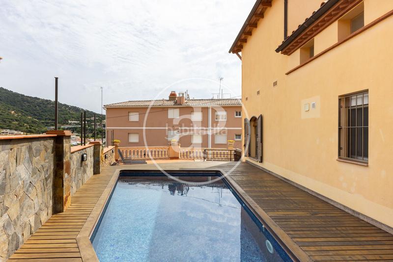 Foto 386bc35c-2f91-420f-a7a5-845b17db89aa. Haus mit heizung parking pool in Teià