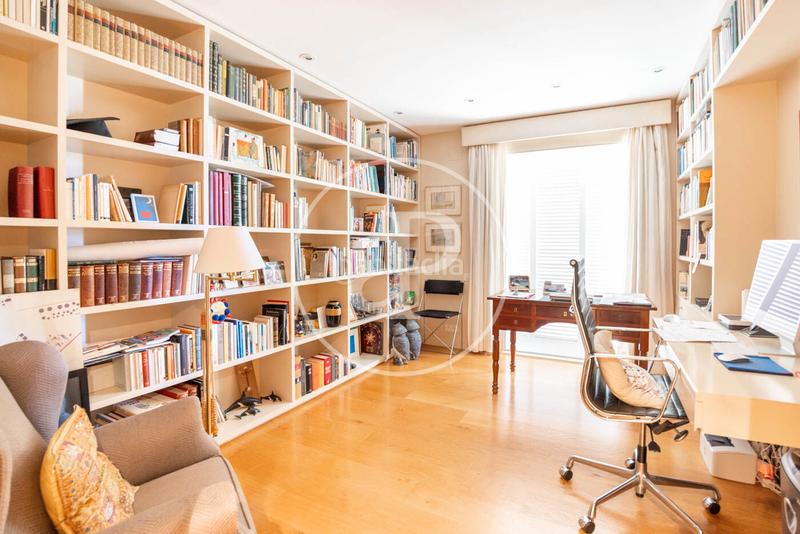 Foto 0625573d-5075-4111-8d16-23a73db78dba. Casa con riscaldamento parcheggio piscina in Supermaresme Sant Vicenç de Montalt