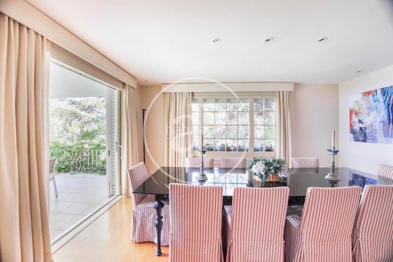 Foto 25bd84e9-6104-4c36-809c-d3fd3c73fb06. Casa con riscaldamento parcheggio piscina in Supermaresme Sant Vicenç de Montalt