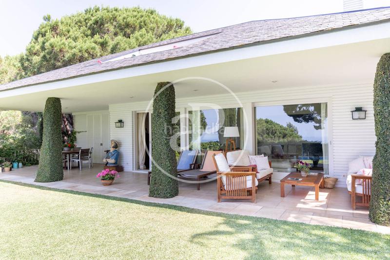 Foto 396f436f-2fd1-4065-addd-04d3c2672297. Casa con riscaldamento parcheggio piscina in Supermaresme Sant Vicenç de Montalt