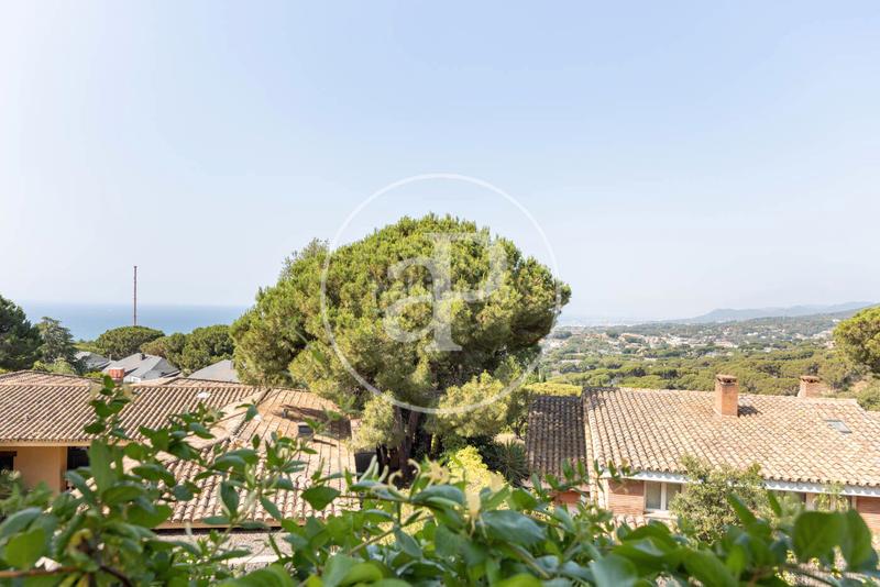 Foto e3c50598-e537-4cd2-a124-550cf92b5e18. Casa con riscaldamento parcheggio piscina in Supermaresme Sant Vicenç de Montalt