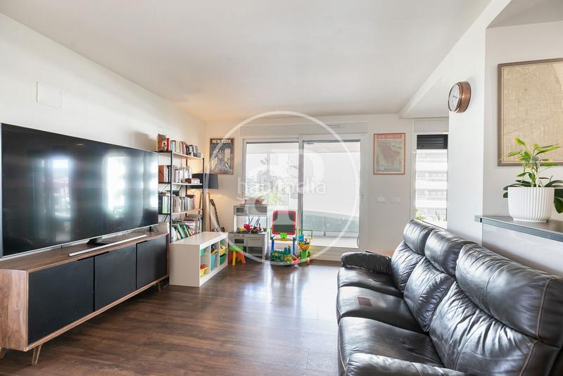 Foto f1393d78-833f-4c8d-953e-889b00fa2eb9. Flat in carrer del progrés 213 in Port Badalona