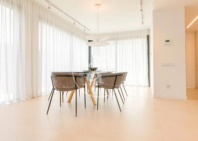 Foto 1aaada0e-2990-4636-9199-3a83c4df9de1. Casa amb calefacció aparcament piscina a Montgat