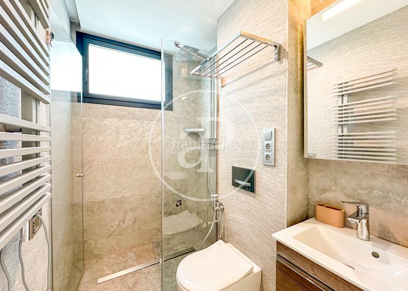 Foto 271e6b61-35fa-40ee-acc2-cb6895524ea7. Casa amb calefacció aparcament piscina a Montgat