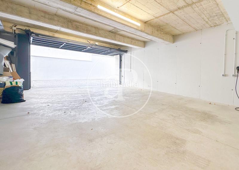 Foto 67d0122d-54b3-4316-af5f-589987aac7c2. Casa amb calefacció aparcament piscina a Montgat