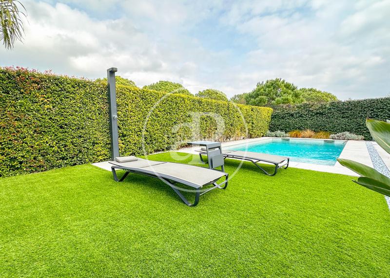 Foto 78a2c01a-b0f7-4279-af67-9b675ca00e02. Casa amb calefacció aparcament piscina a Montgat