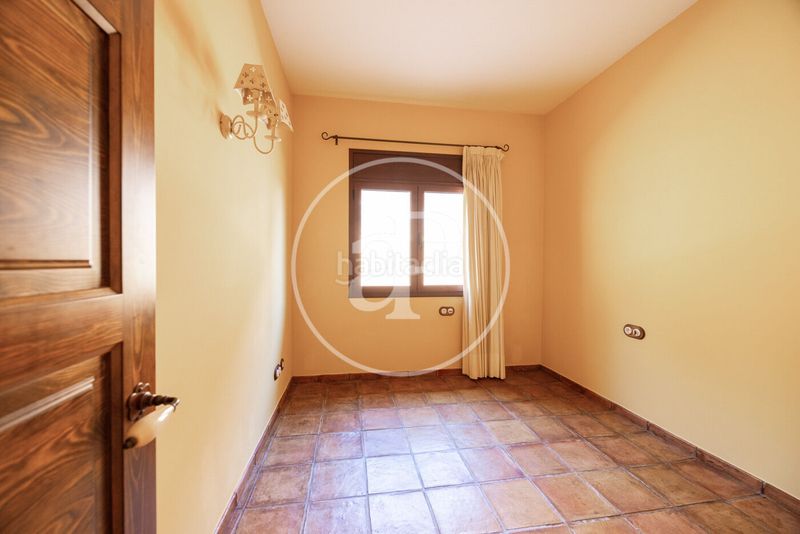 Foto b452391d-78b3-4a42-8068-69e250ff3ac9. Casa amb calefacció aparcament a Nucli Urbà Argentona