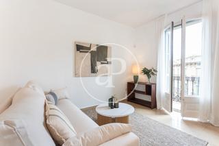 Lloguer Pis  Carrer de pau claris. Vivienda amueblada junto paseo de gracia