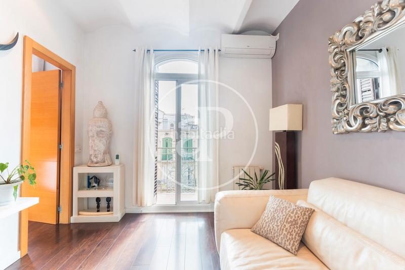 Foto f329b25d-cbbe-4284-b3dd-ae1f0741ae15. Alquiler piso  en alquiler en sagrada familia en Barcelona