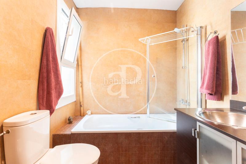 Foto 7b0e140a-e03e-40fa-bef7-ea9c582dc737. Lloguer pis amb calefacció a Fort Pienc Barcelona