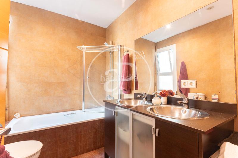 Foto 0857b290-3295-438f-aab5-c35fdc4a8a91. Rent flat with heating in Fort Pienc Barcelona