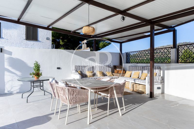 Foto 53ace556-d282-4075-bb18-6355fd9236fc. Casa chalet independiente en venta en el puig en Centro-El Castillo Sagunt