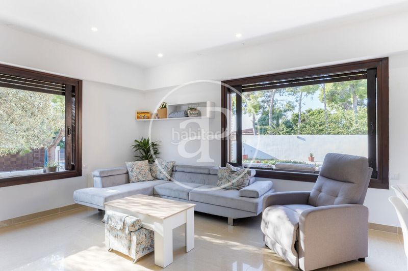 Foto 5d4162d7-89b4-4bb1-ad2d-cd2bfba8e0cb. Casa chalet independiente en venta en el puig en Centro-El Castillo Sagunt