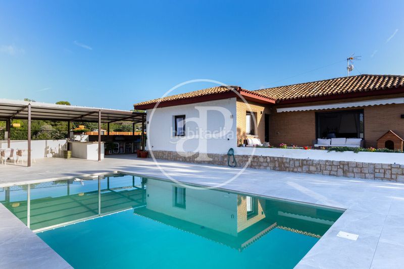 Foto 7003ad85-9541-4b36-b07e-788633b88786. Casa chalet independiente en venta en el puig en Centro-El Castillo Sagunt
