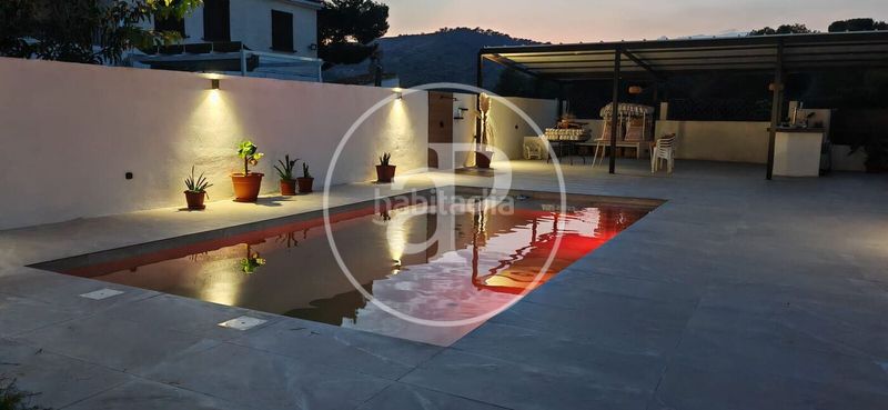 Foto 8947ce9c-22d3-4a8a-9fb9-3955682a2476. Casa chalet independiente en venta en el puig en Centro-El Castillo Sagunt