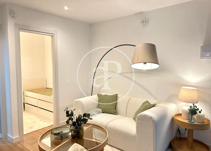 Foto 82c76eb0-859d-4800-b79d-6584f24cba38. Alquiler loft estudio en alquiler en vila de gracia en Barcelona