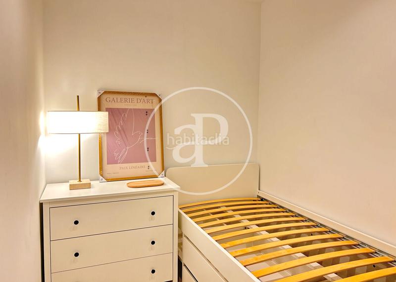 Foto bbbf92fe-2a8e-4021-8fff-638d2607e677. Location loft avec chauffage dans Vila de Gràcia Barcelona